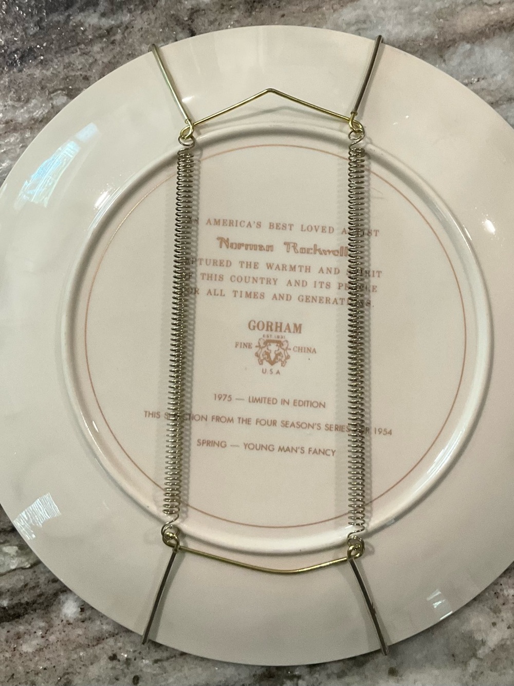 Gorham White and Gold Decorative Wall Plate (Back View) - Picture 2 of 2